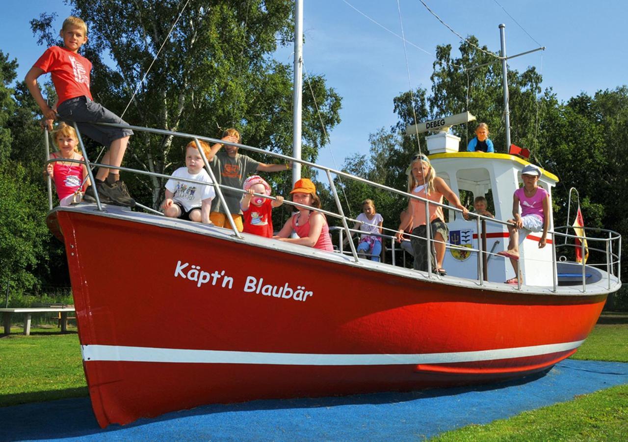 Ferienpark Freesenbruch Wohnung 4 4 - Seeschwalbe Zingst Bagian luar foto
