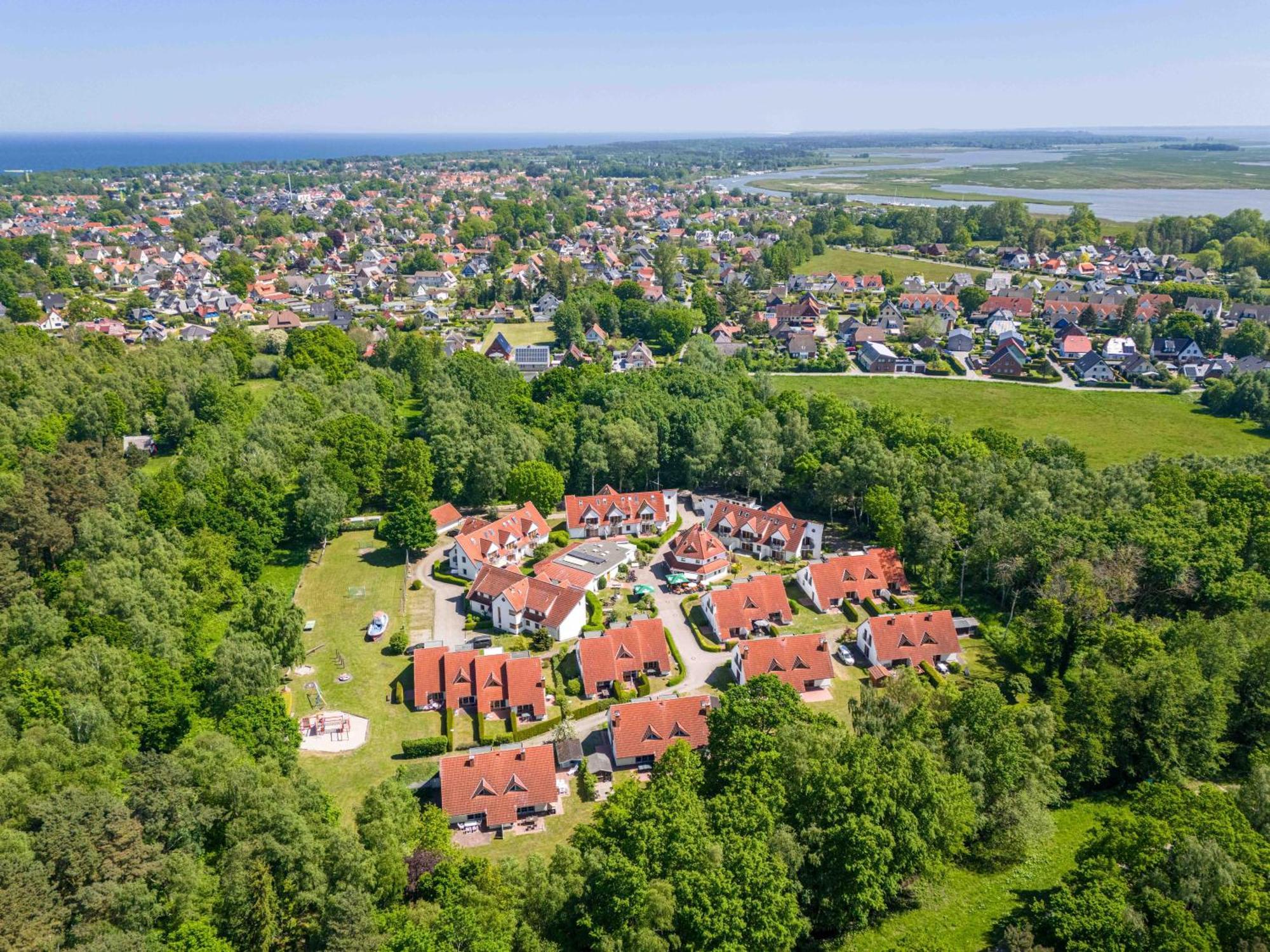 Ferienpark Freesenbruch Wohnung 4 4 - Seeschwalbe Zingst Bagian luar foto